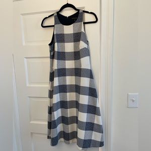 Beautiful blue and white Banana Republic dress
